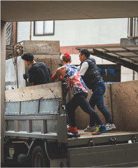 龍栄荘改装の作業中